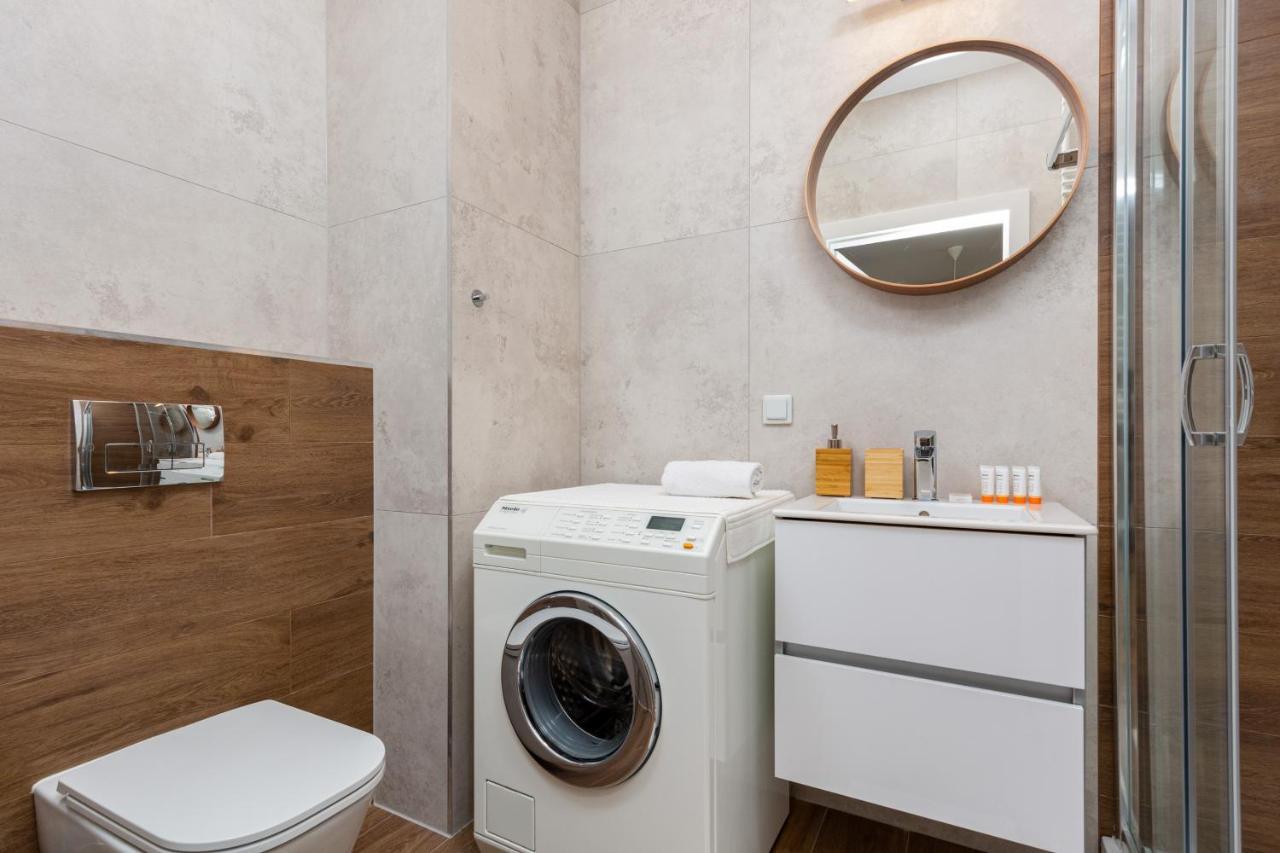 ורשה Forum Wola Jana Kazimierza Apartment By Noclegi Renters מראה חיצוני תמונה